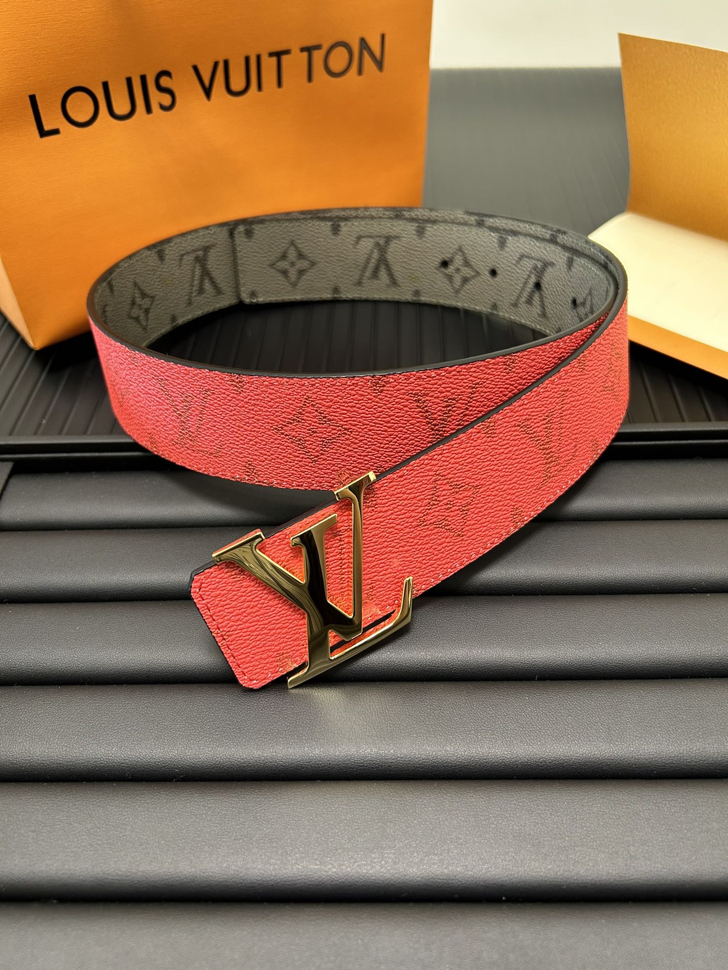 Louis Vuitton LV Leather Belts 1:1 Mirror Version