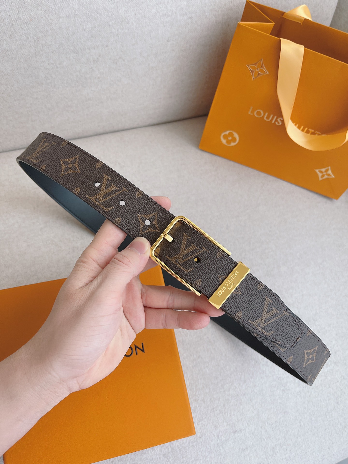Louis Vuitton LV Leather Belts 1:1 Mirror Version