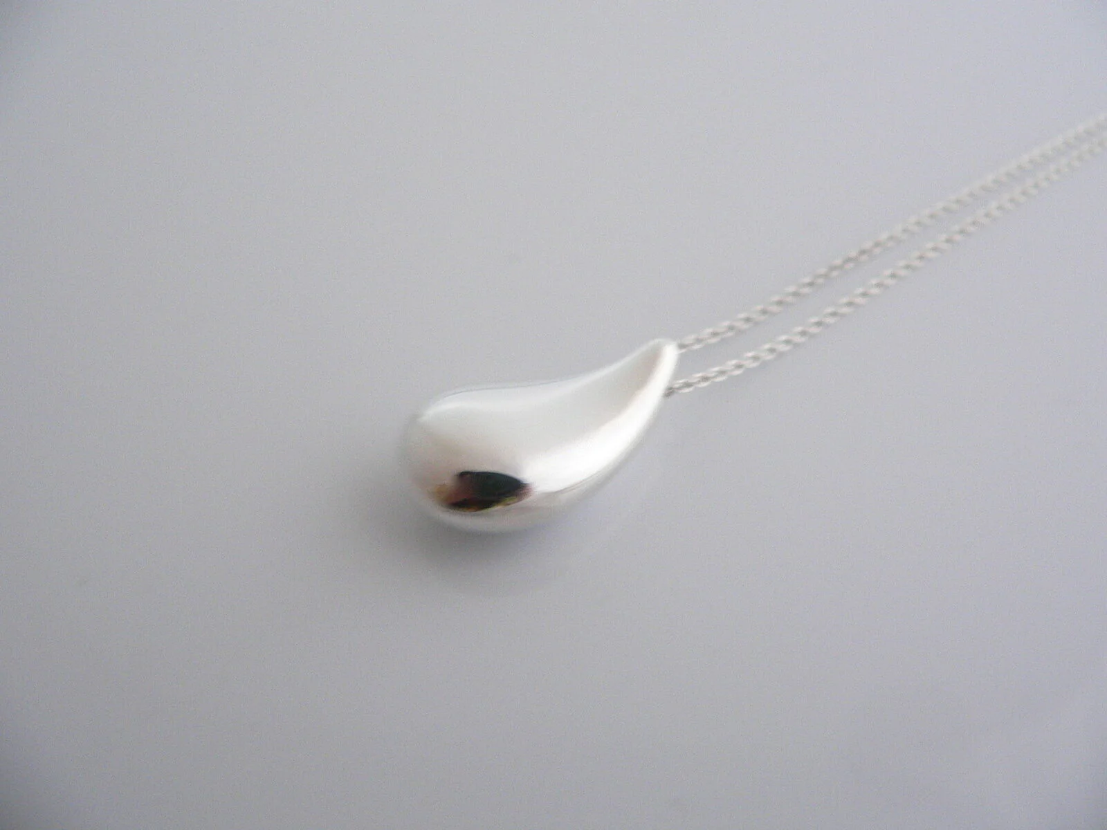 Tiffany & Co Silver Large Teardrop Tear Necklace Pendant Charm 18 In Love Gift