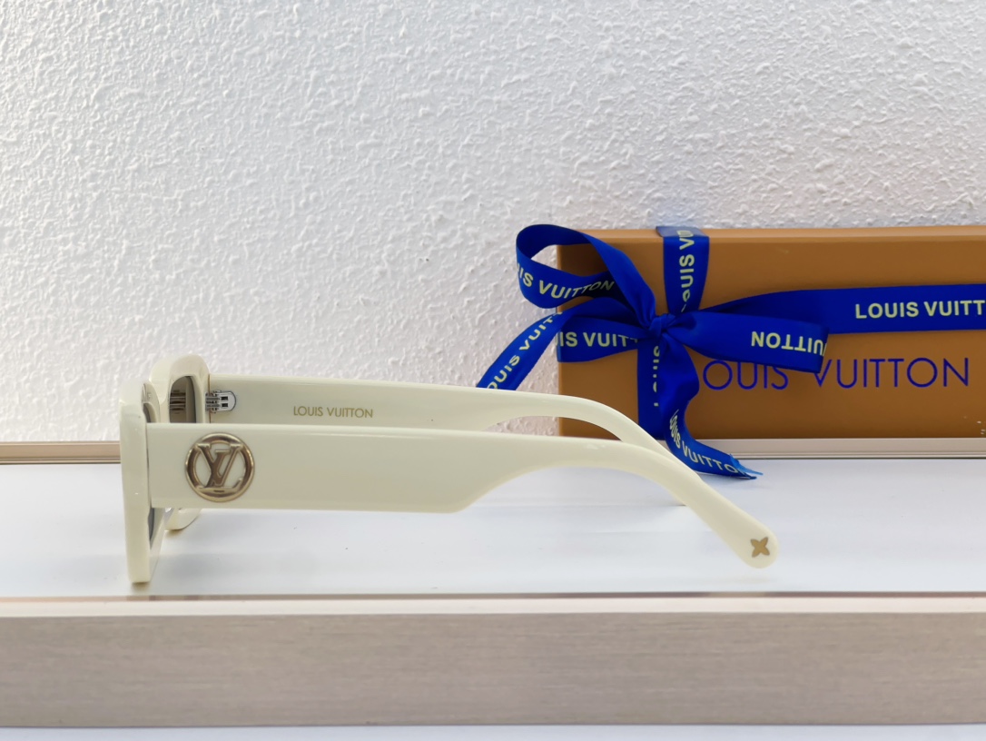 Louis Vuitton LV Sunglasses