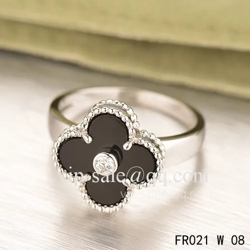 Replica Van Cleef Vintage Alhambra Ring In White Gold With Onyx