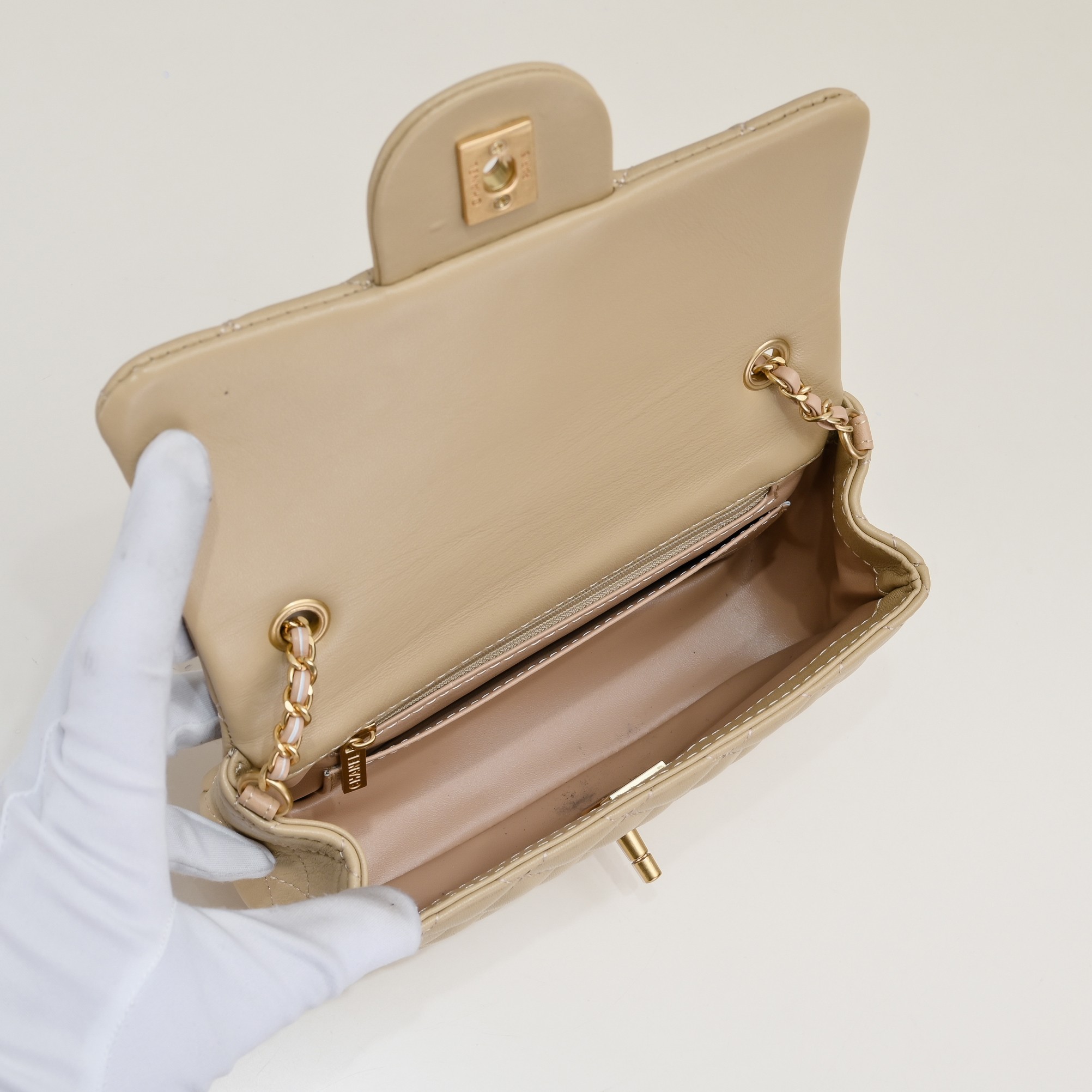 Chanel Cross Body Metal Ball Chain Shoulder Bag Handbag