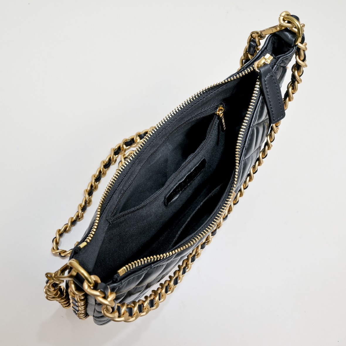 Chanel 23B Hobo Shoulder Bag Handbag