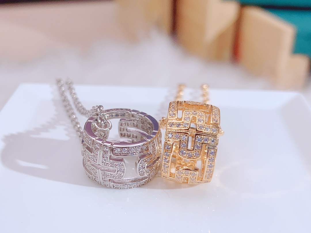 Bulgari Full Diamond Necklace