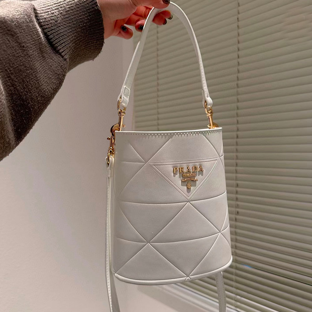Prada Checkered Bucket Bag Shoulder Bag（Replica）