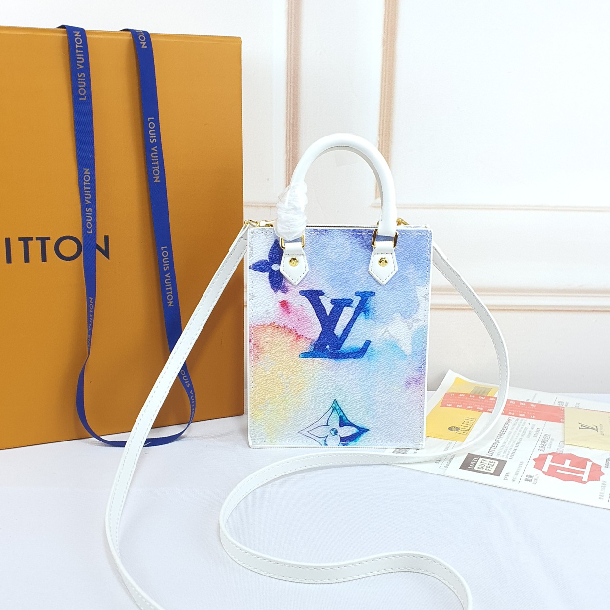 Louis Vuitton LV Petit Sac Plat Shoulder Bag ( Replica）