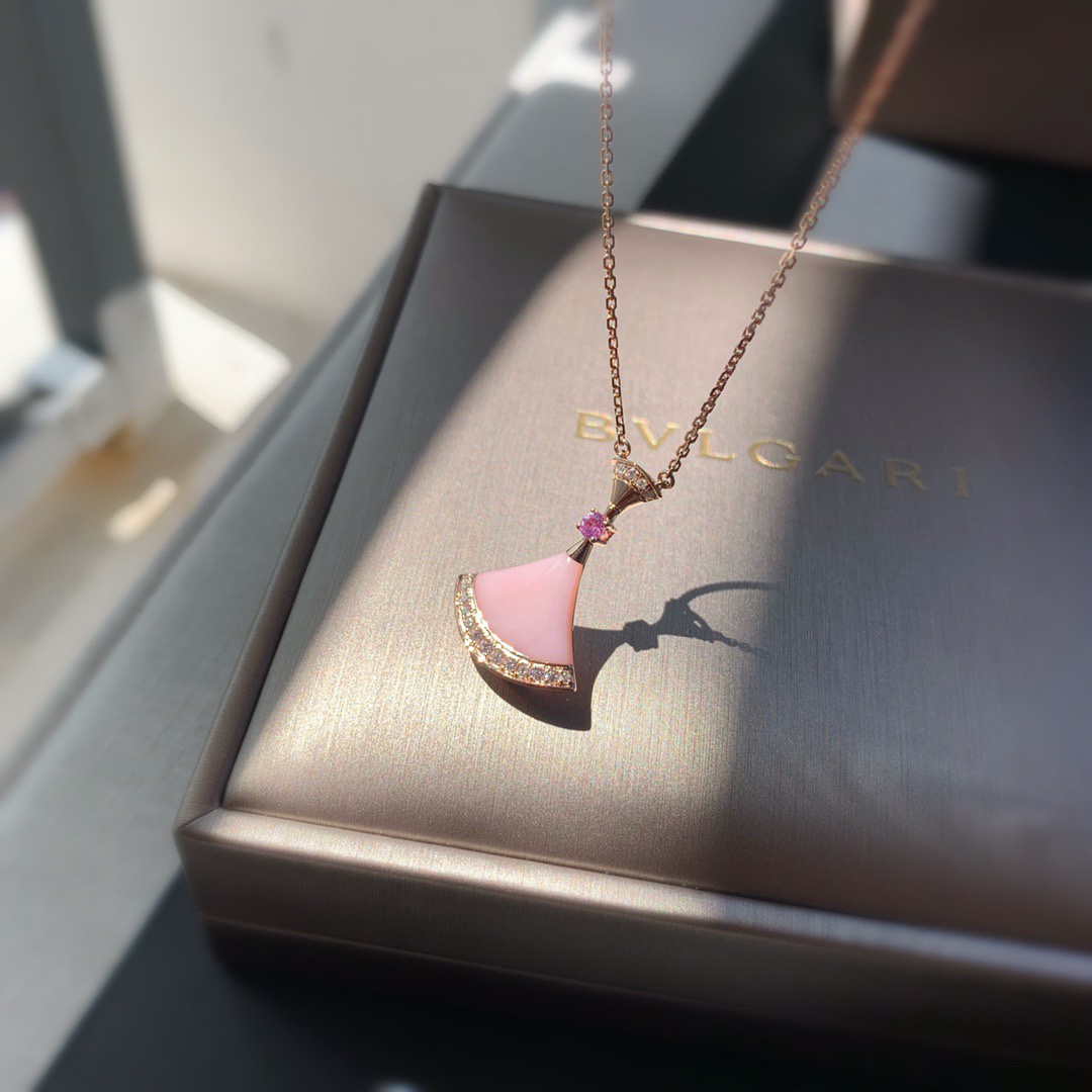 BVLGARI DIVAS' DREAM NECKLACE, Pink Opal