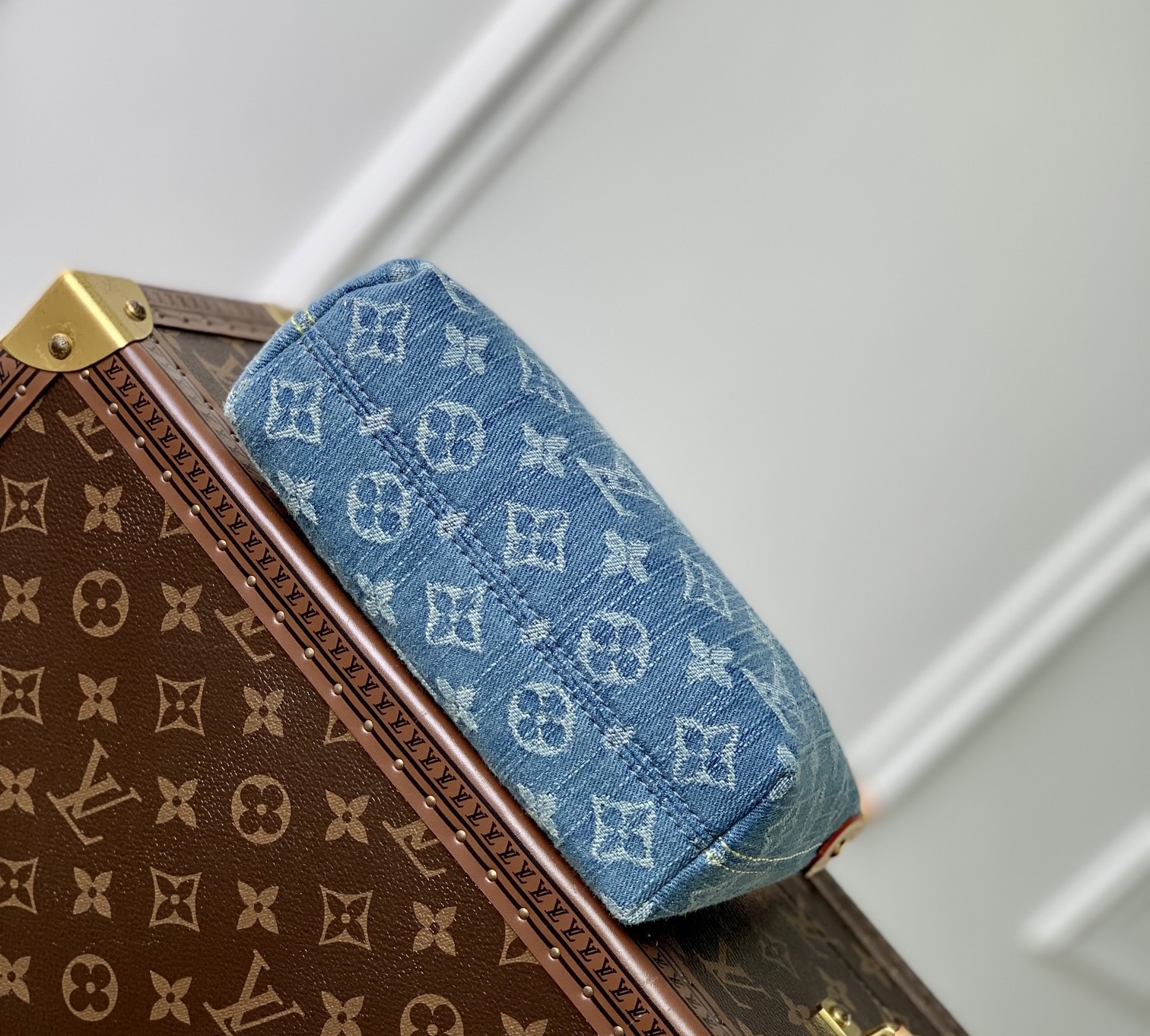 Louis Vuitton LV HILLS POCHETTE Denim Handbag Shoulder Bag M82949(Replica)