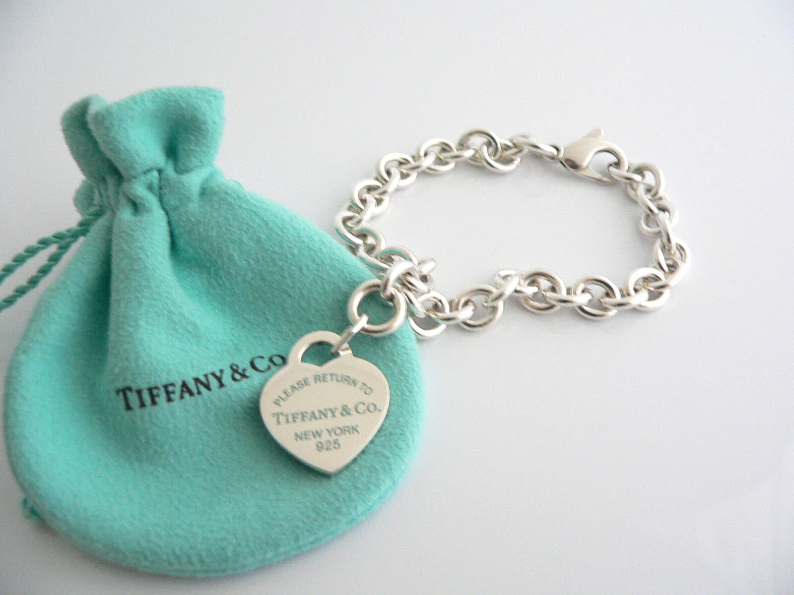 Tiffany & Co Return to Silver Blue Enamel Heart Bracelet Bangle Charm 8 In Gift