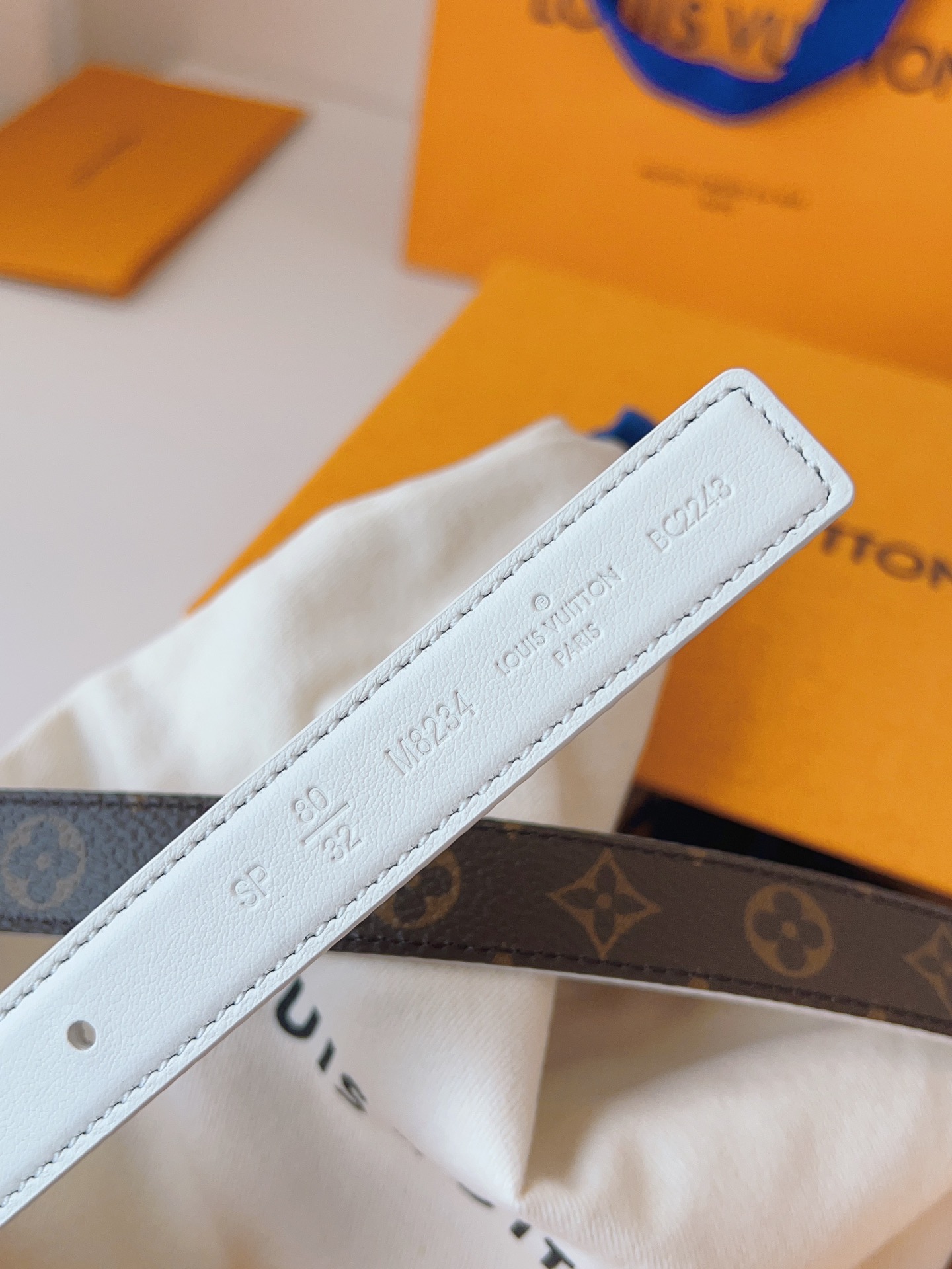 Louis Vuitton LV Leather Belts 1:1 Mirror Version