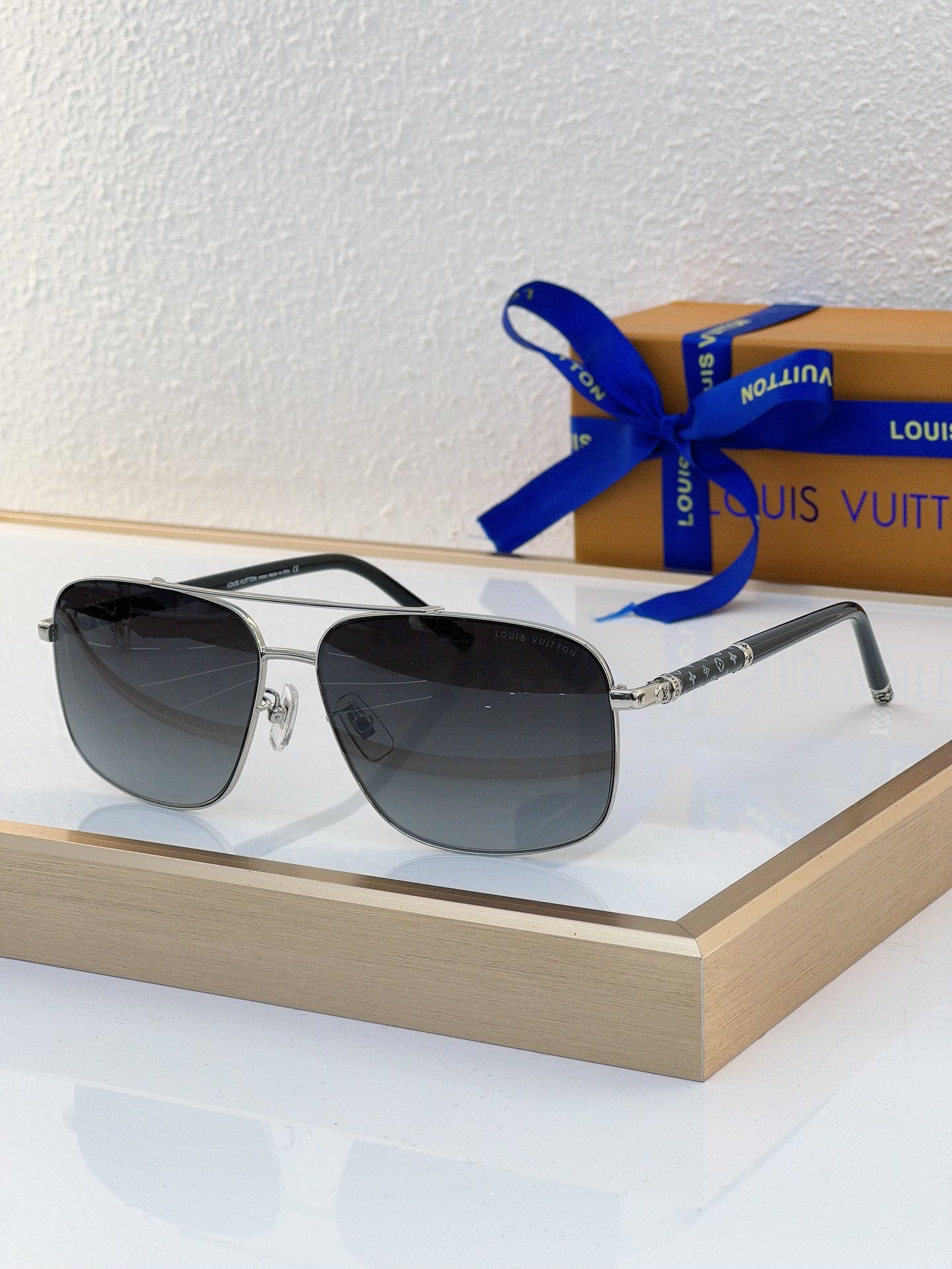 Louis Vuitton LV Sunglasses