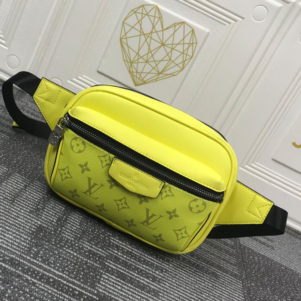 Louis Vuitton LV Outdoor Messenger Bag(Replica)