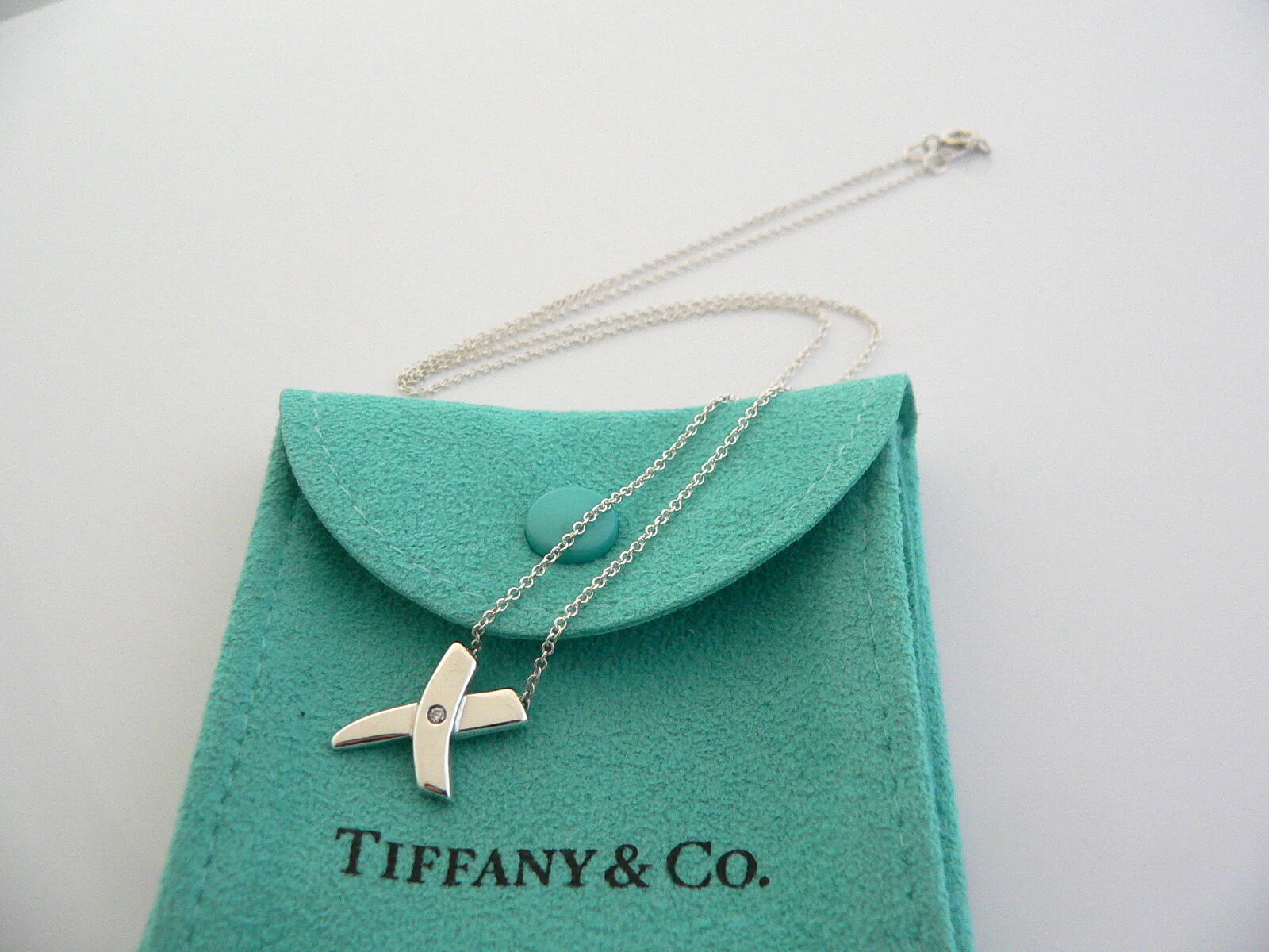 Tiffany & Co Diamond Kiss Necklace Picasso X Pendant Charm 17 In Love Gift Pouch