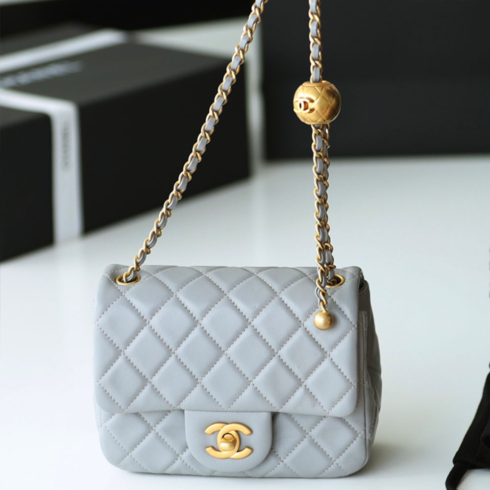 Chanel CF Calfskin Golden Ball 17CM Shoulder Bag