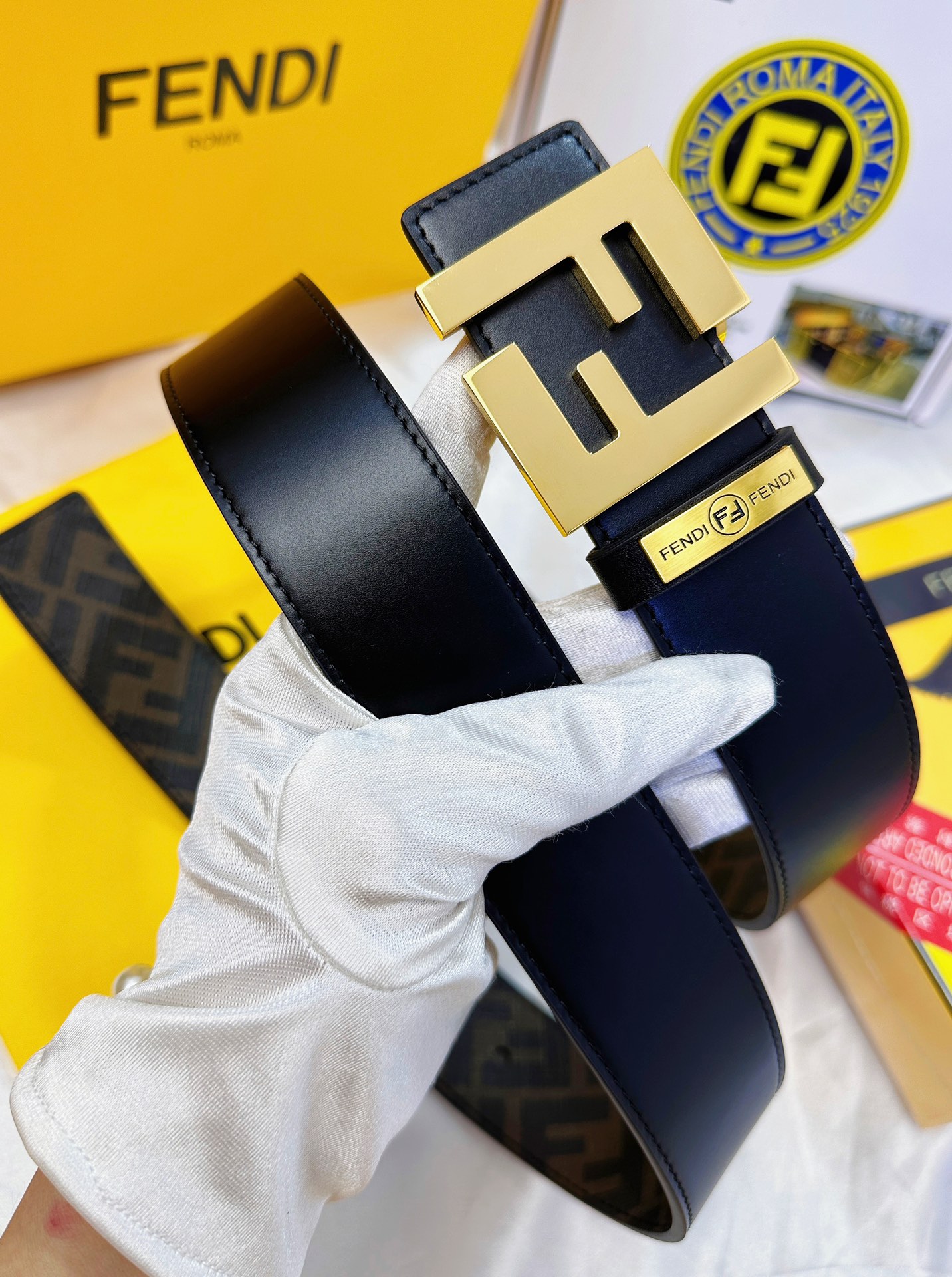 Fendi Leather Belts 1:1 Mirror Version