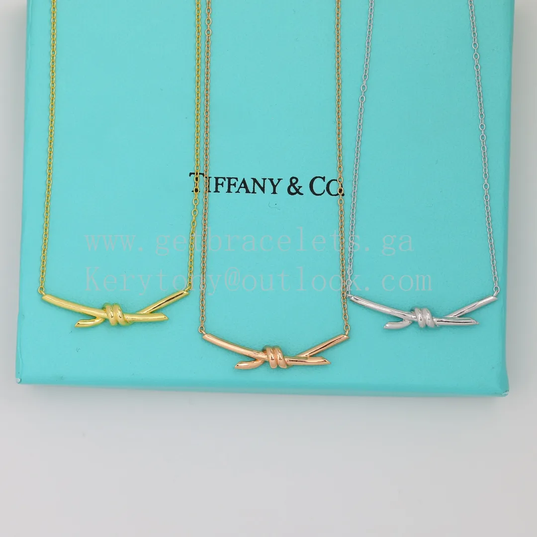 Tiffany Knot Pendant in Yellow Gold/Rose Gold/White Gold