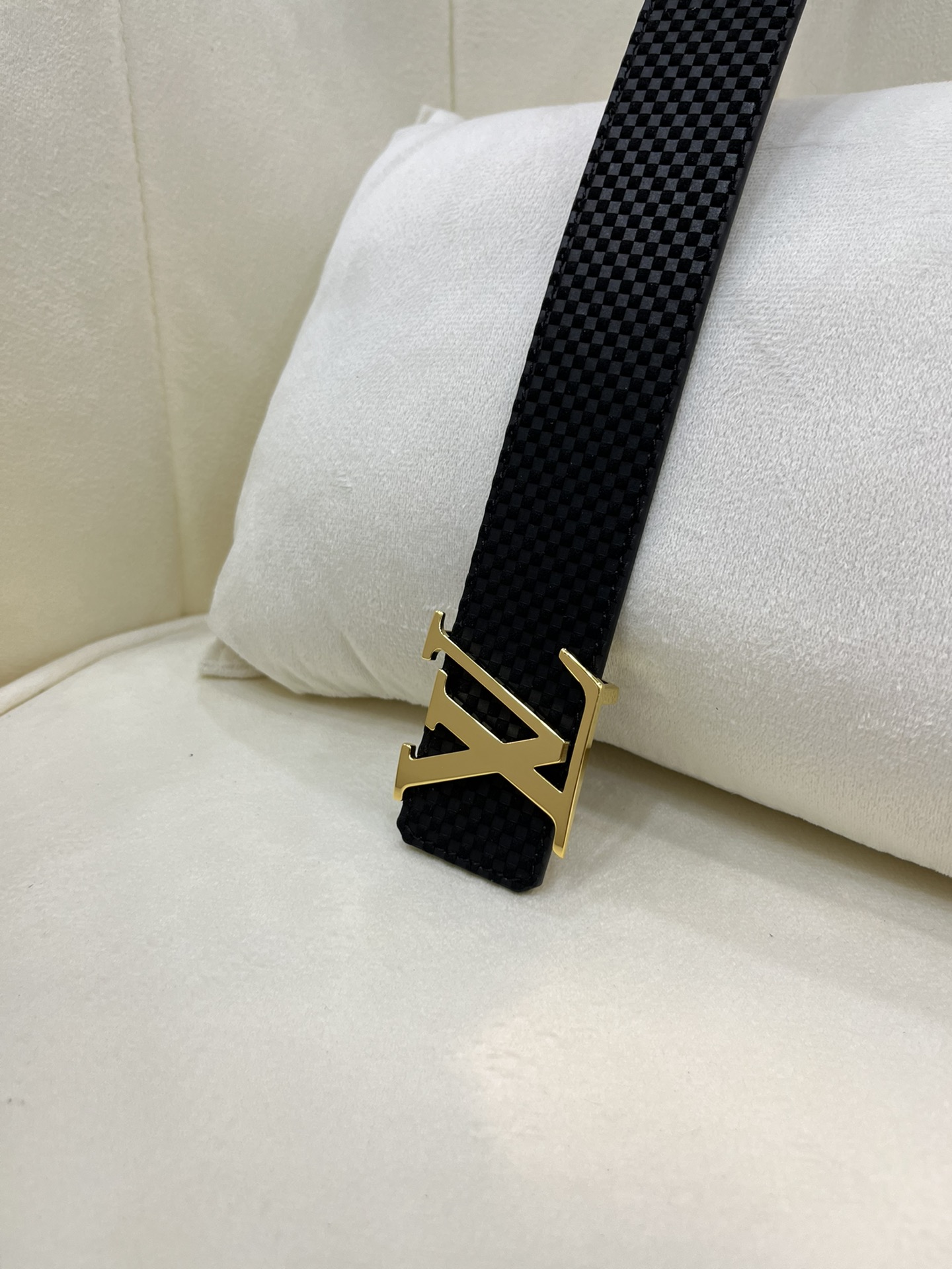 Louis Vuitton LV Leather Belts 1:1 Mirror Version