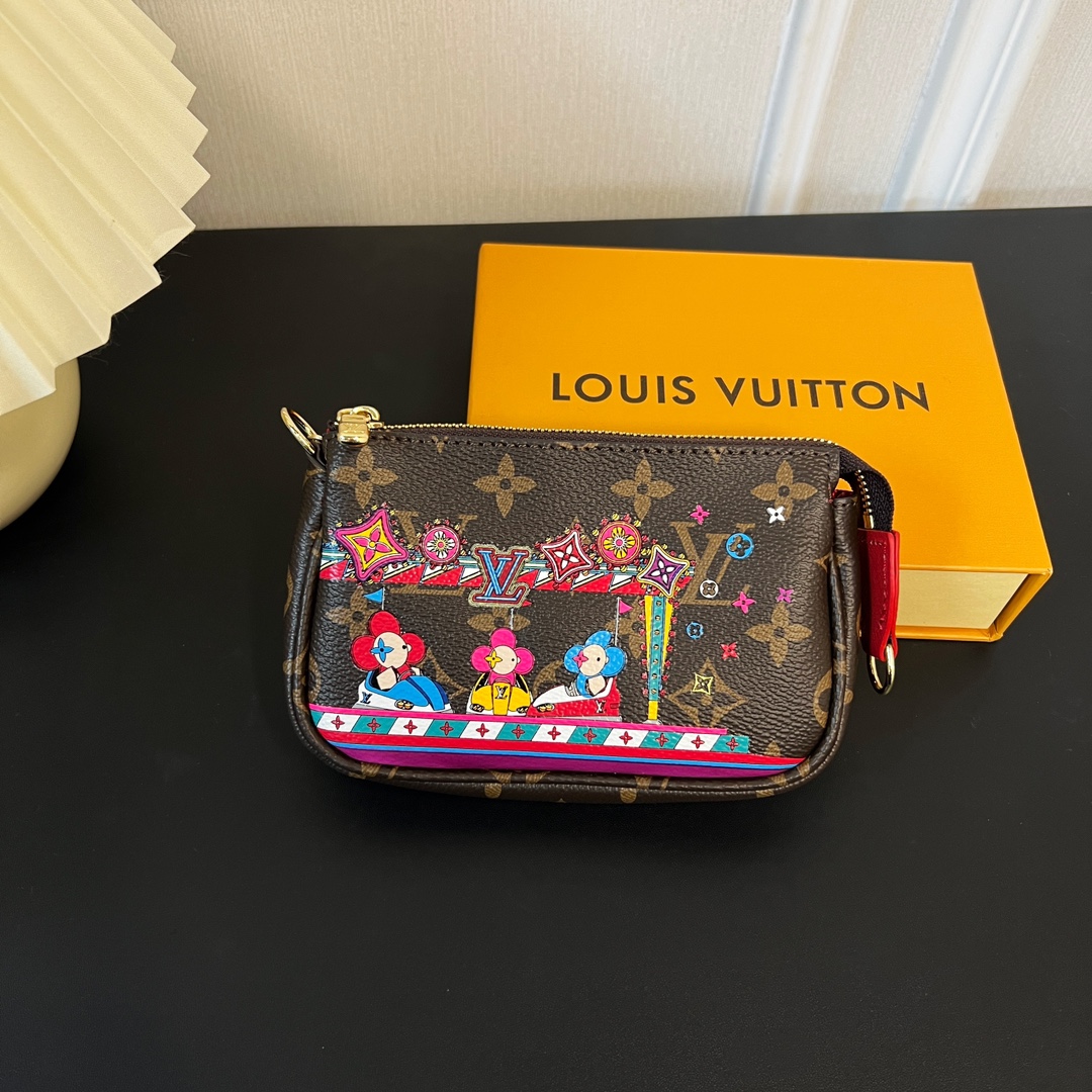 Louis Vuitton Multi Pochette Accessories Mini Bag Purse