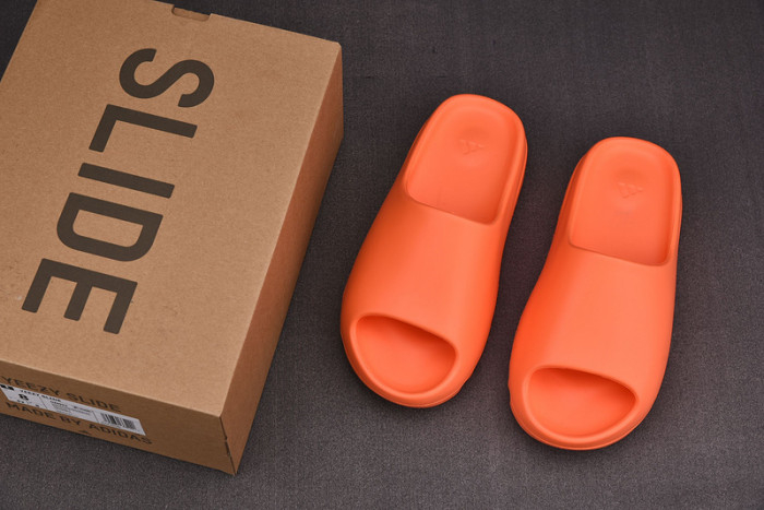 Yeezy Slide orange FY7497