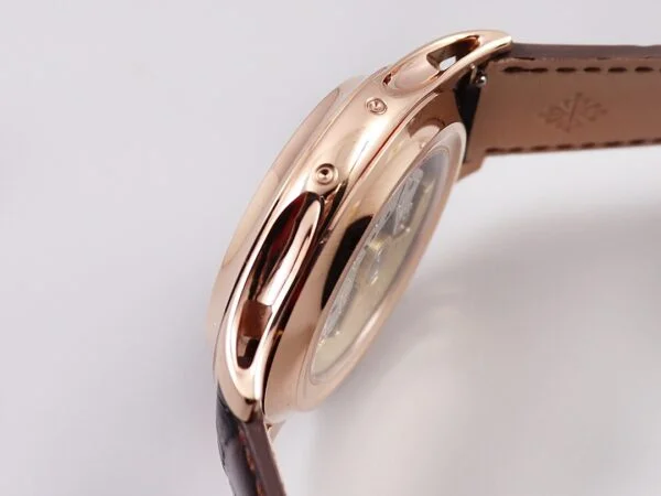 Complications 5205R-011 ANNUAL CALENDAR, MOON PHASES.  40 mm,Rose gold