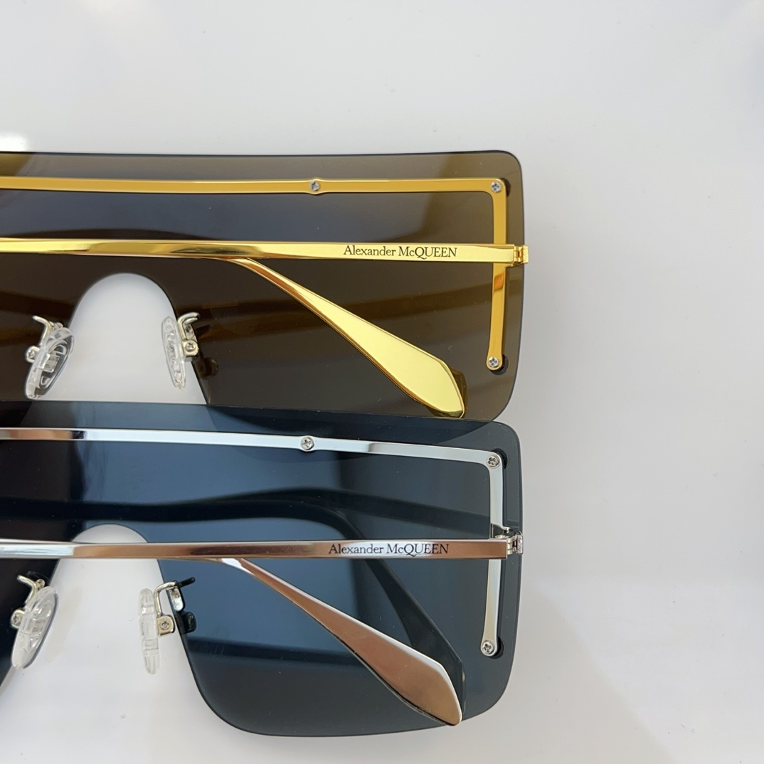 Alexander McQueen Sunglasses