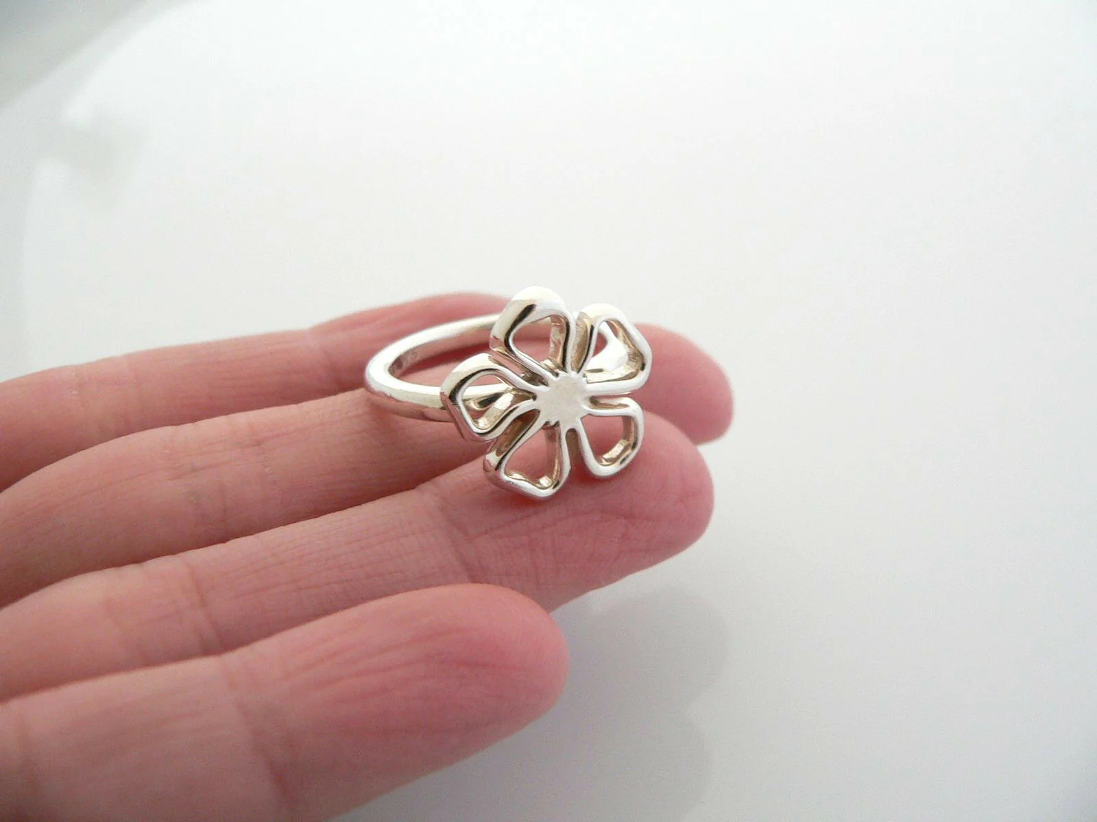 Tiffany & Co Silver Open Flower Ring Band Sz 6.75 Rare Nature Gift Love