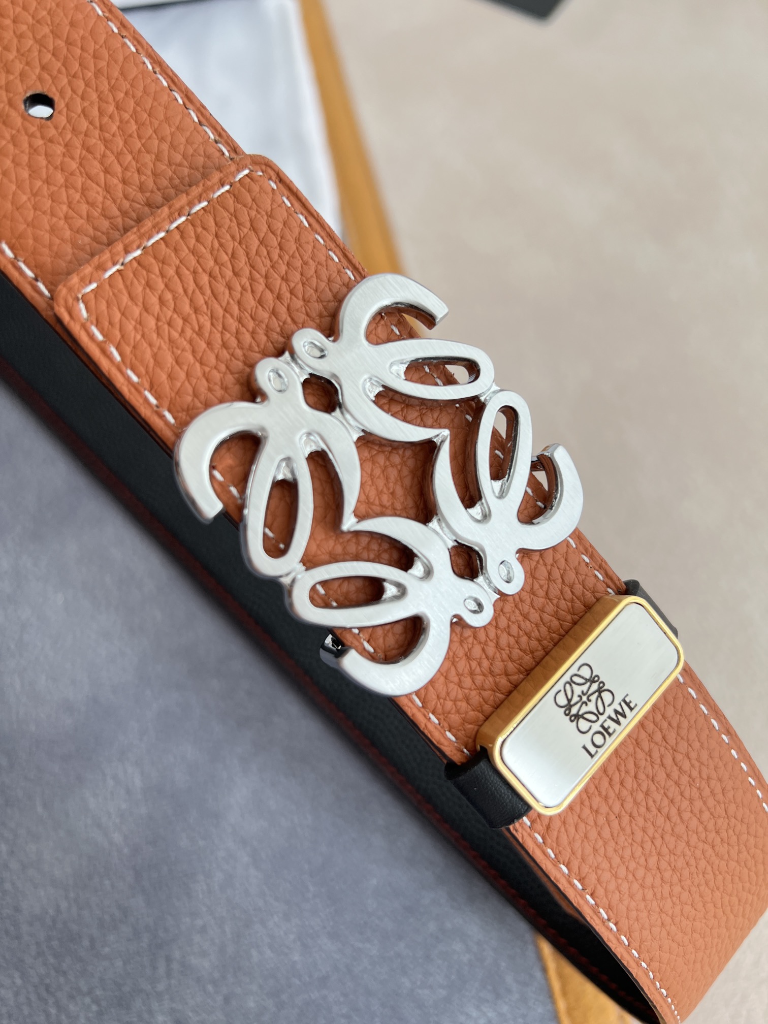 Loewe Leather Belts 1:1 Mirror Version