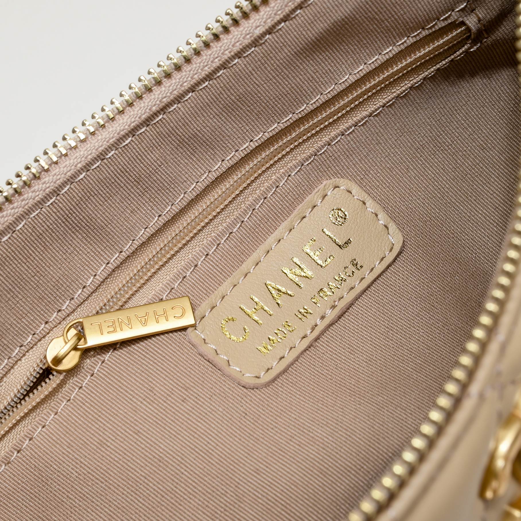 Chanel 23B Hobo Shoulder Bag Handbag