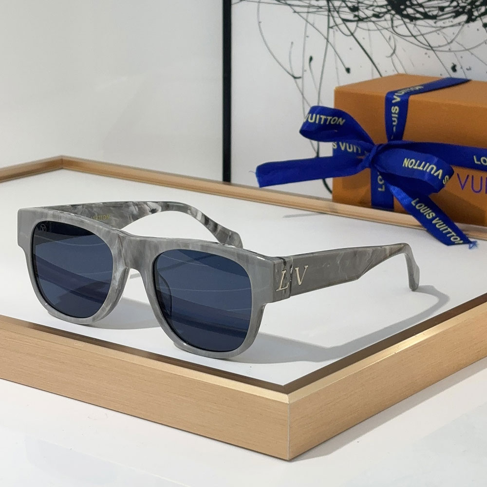 Louis Vuitton LV Mirror Leg Logo identification sunglasses Top quality （Replica）