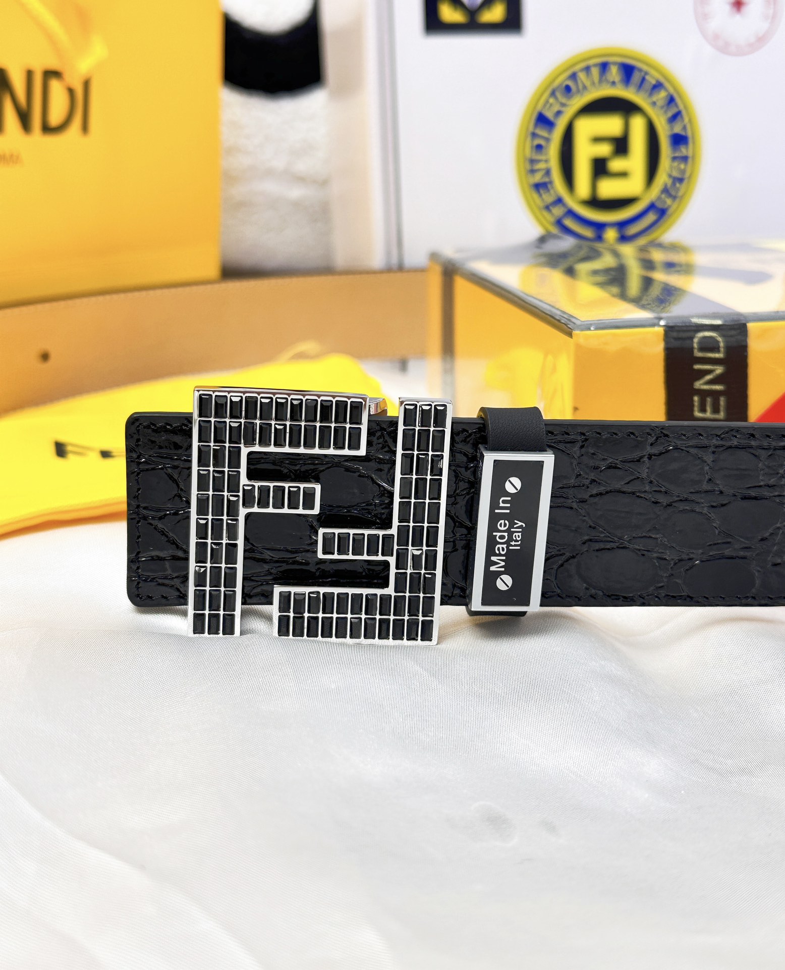 Fendi Leather Belts 1:1 Mirror Version