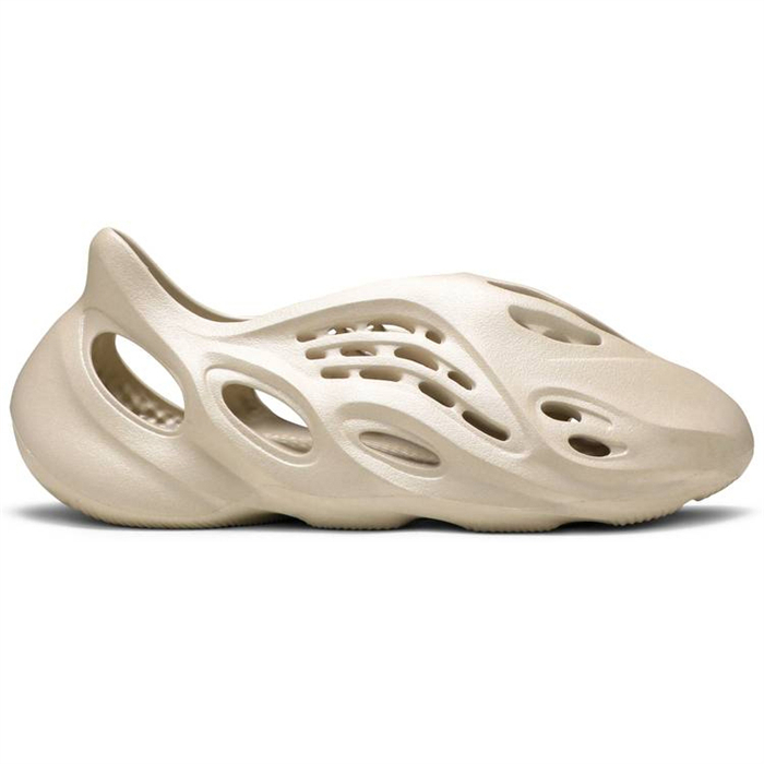 Yeezy Foam Runner Sand FY4567