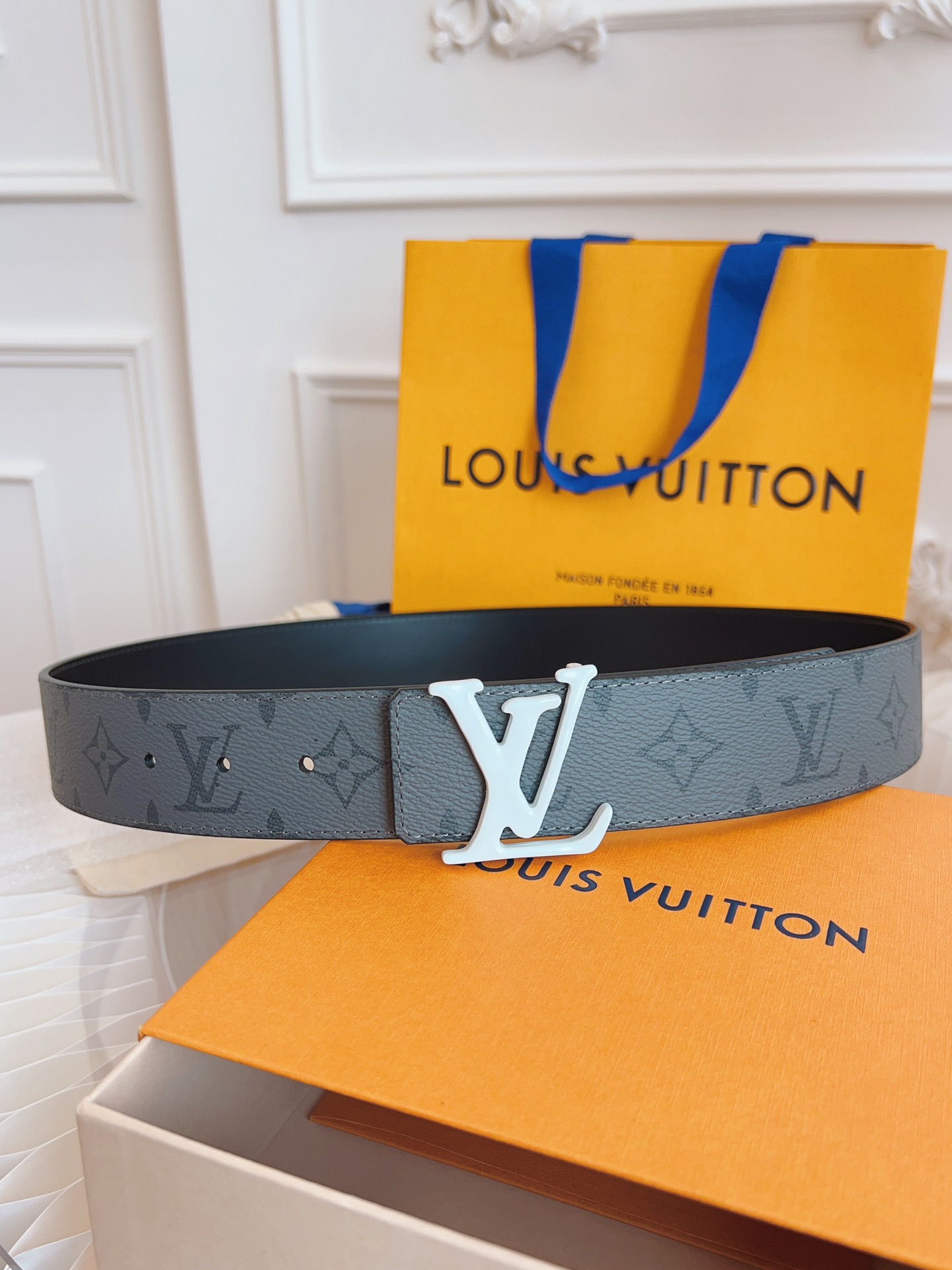 Louis Vuitton LV Leather Belts 1:1 Mirror Version