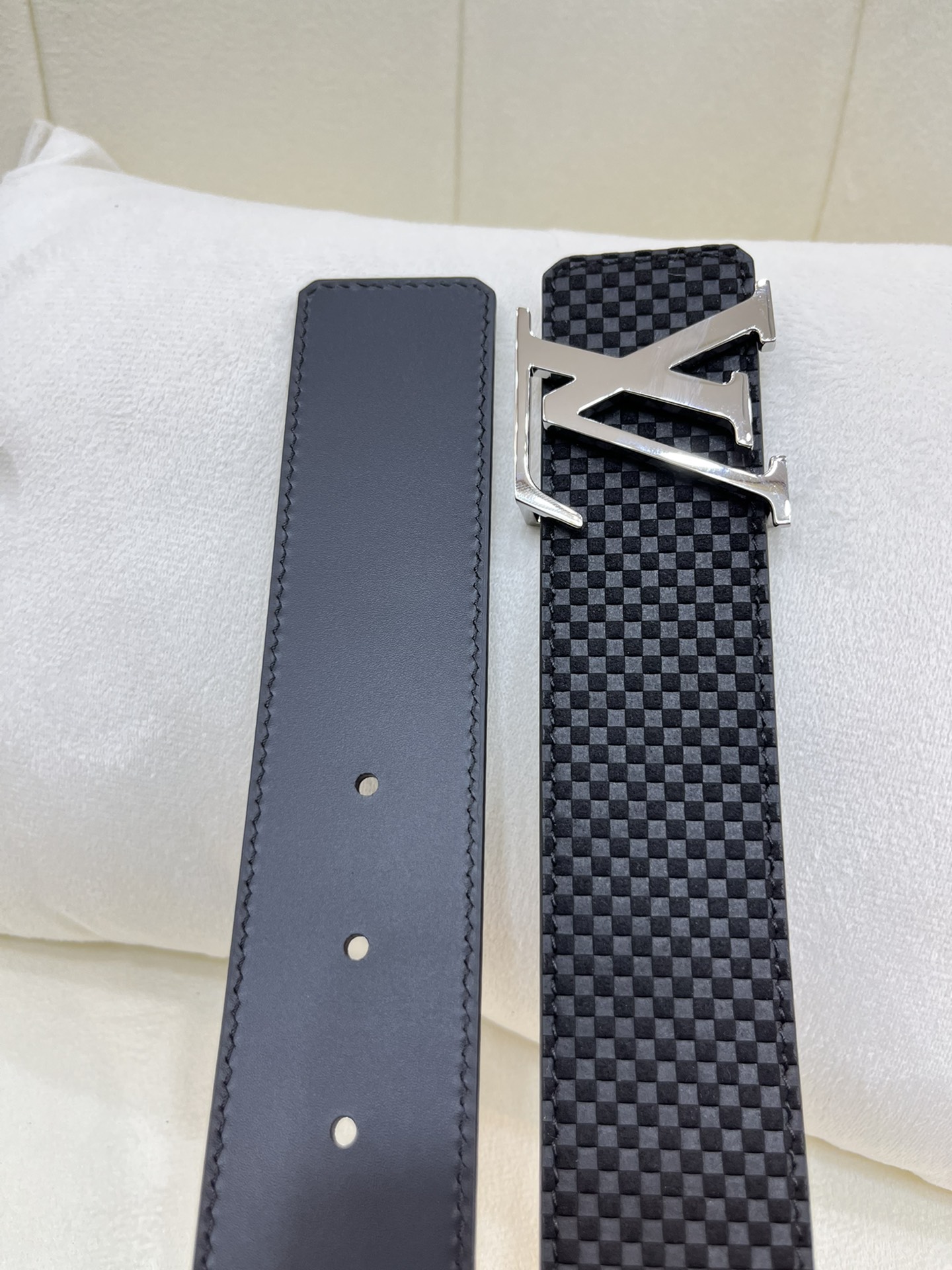 Louis Vuitton LV Leather Belts 1:1 Mirror Version