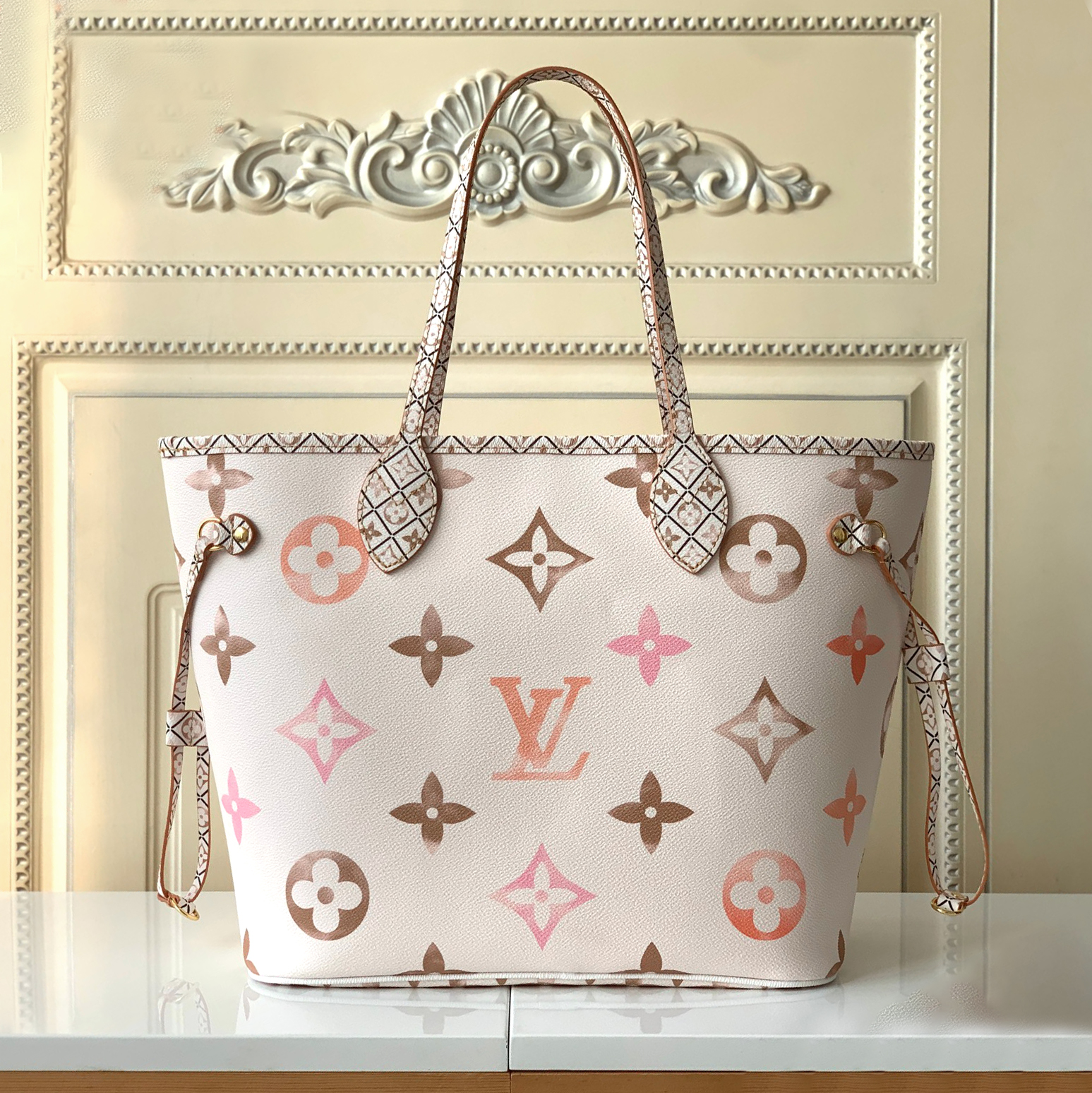 Louis Vuitton LV Neverfull MM-Decor Tote Bag Handbag(Replica)
