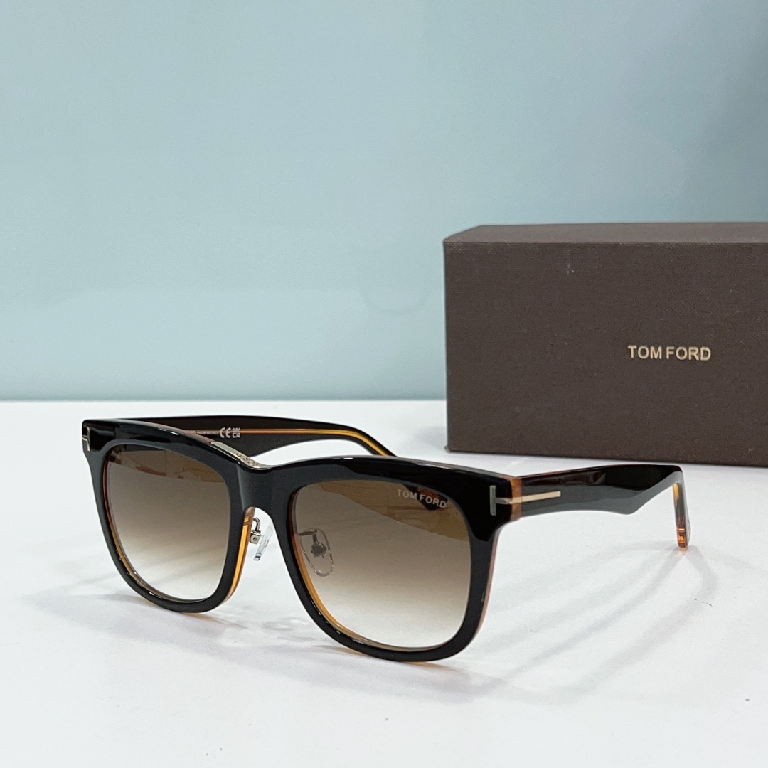 Tom Ford Thick Frame Sunglasses Top Quality（Replica）