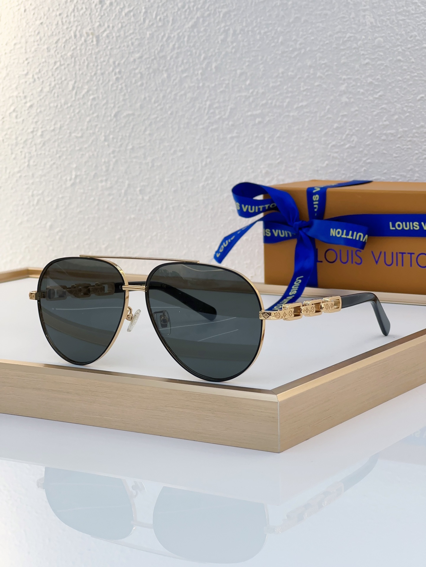 Louis Vuitton LV Sunglasses
