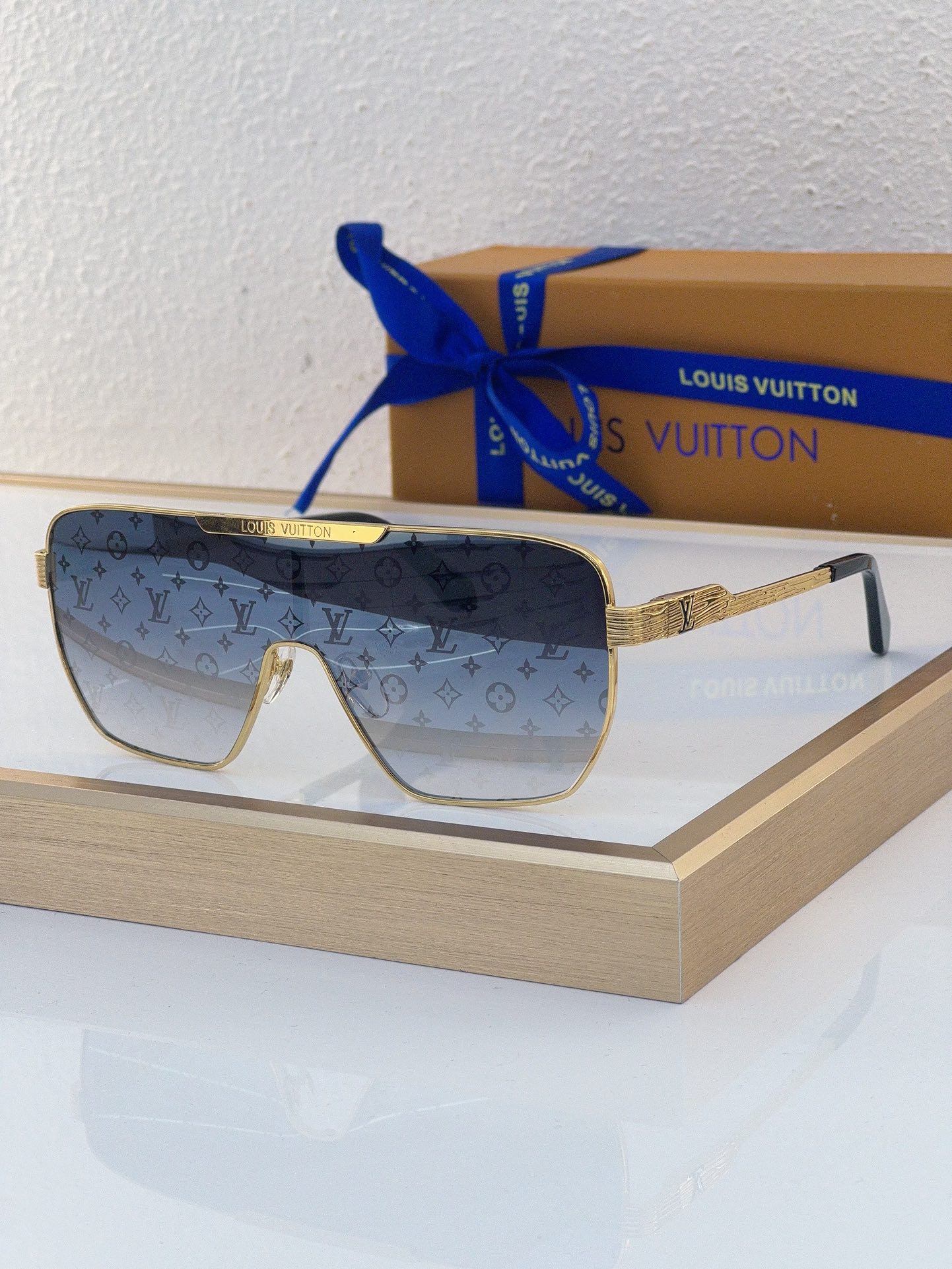 Louis Vuitton LV Sunglasses