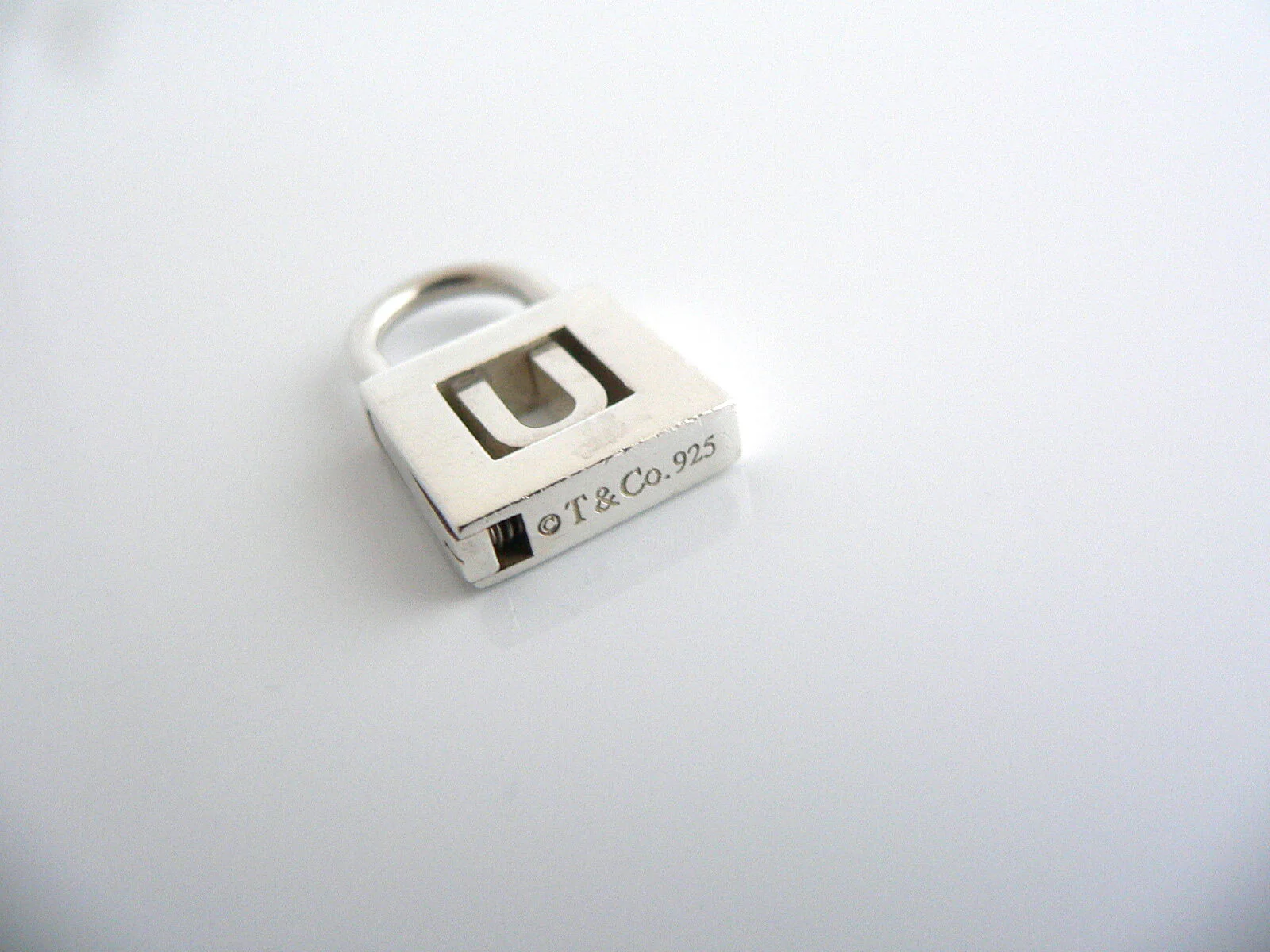 Tiffany & Co Alphabet U Charm Letter Padlock Personalized Pendant Gift Love T Co