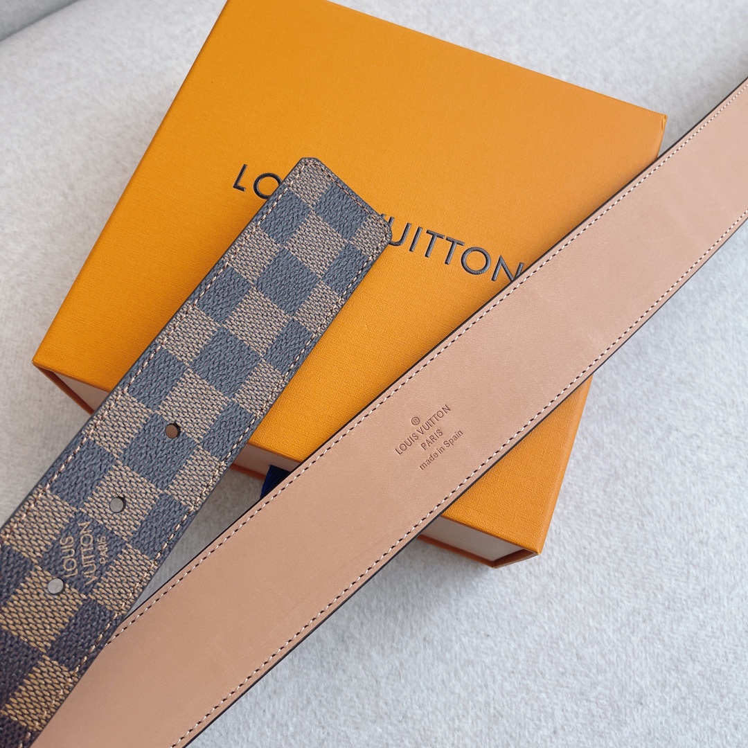 Louis Vuitton LV Leather Belts 1:1 Mirror Version