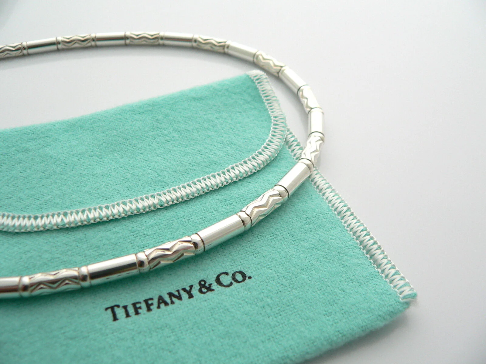 Tiffany & Co Carved Bead Necklace Silver Chain Gift Pouch Love Statement T Co