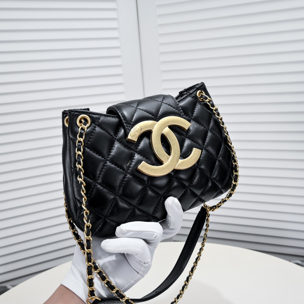 Chanel 24C Shoulder Bag Handbag