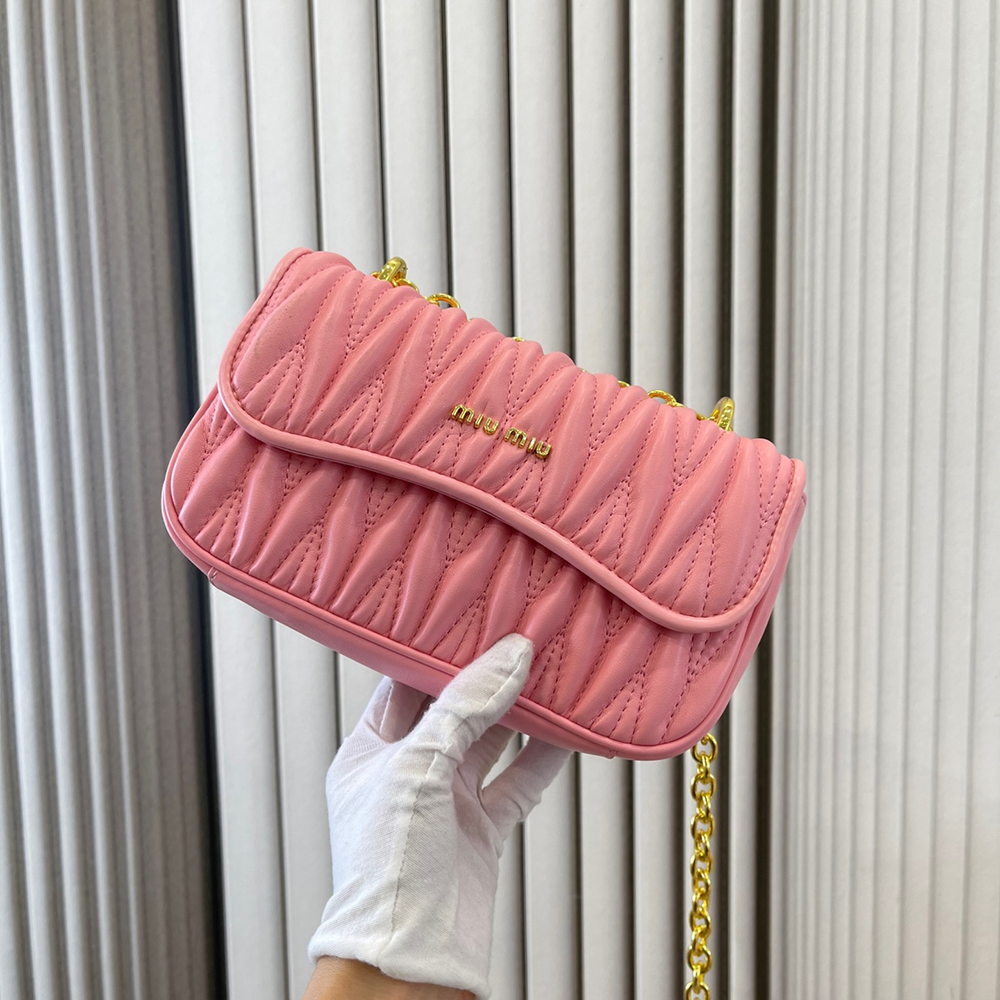 Miumiu Lambskin Shoulder Bag Crossbody Bag（Replica）