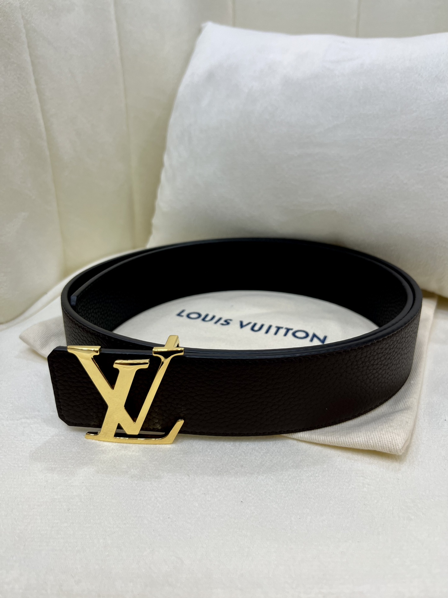 Louis Vuitton LV Leather Belts 1:1 Mirror Version