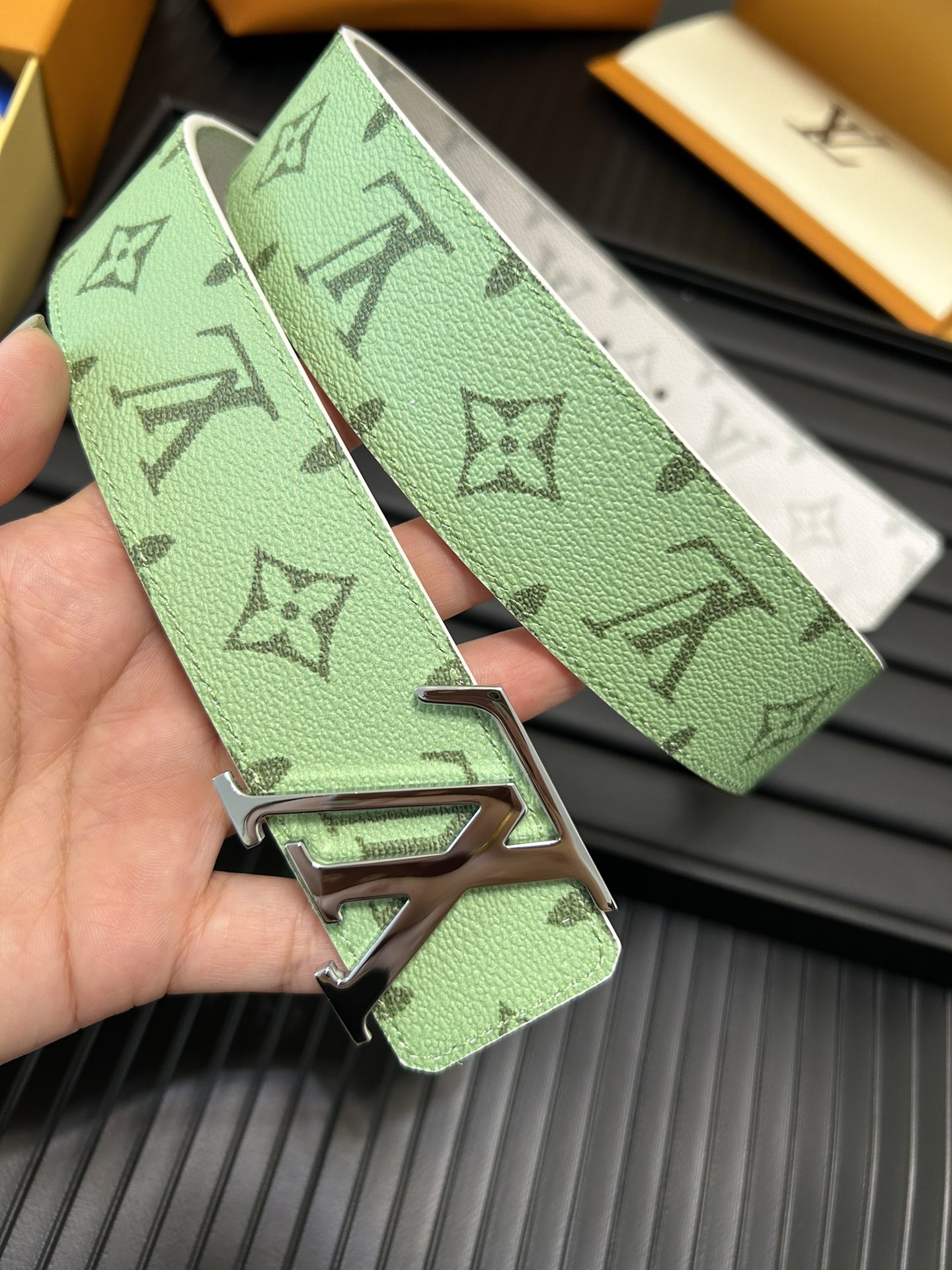 Louis Vuitton LV Leather Belts 1:1 Mirror Version