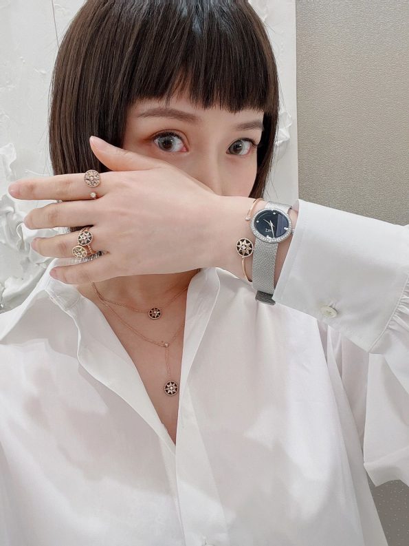 Compass NECKLACE Dupe