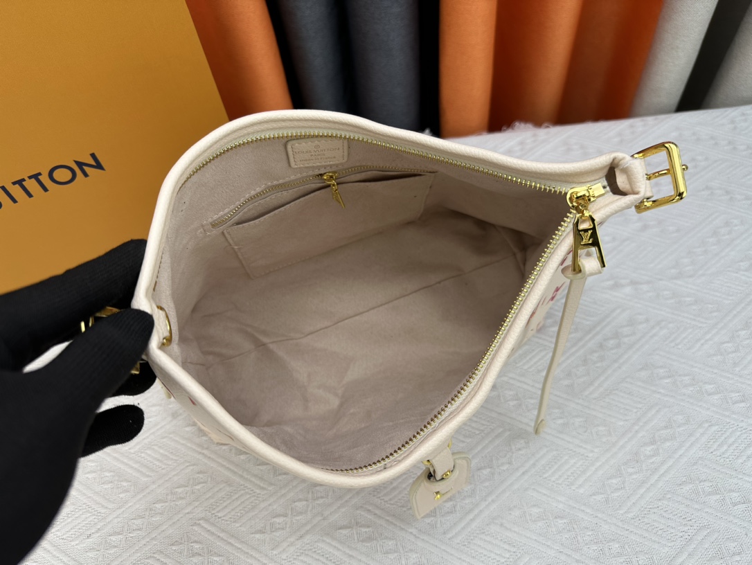 Louis Vuitton CarryAll M24707 M46203 M46197 Shoulder Bag Handbag