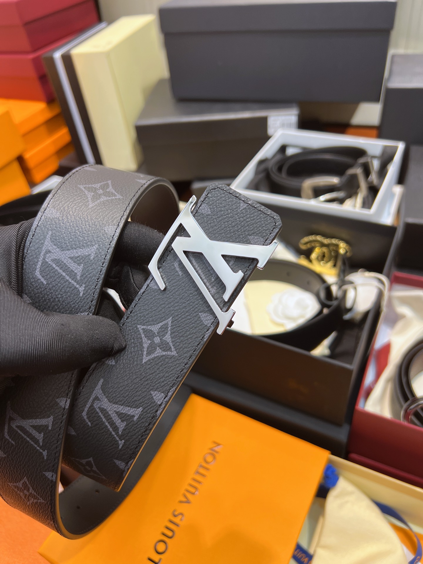 Louis Vuitton LV Leather Belts 1:1 Mirror Version