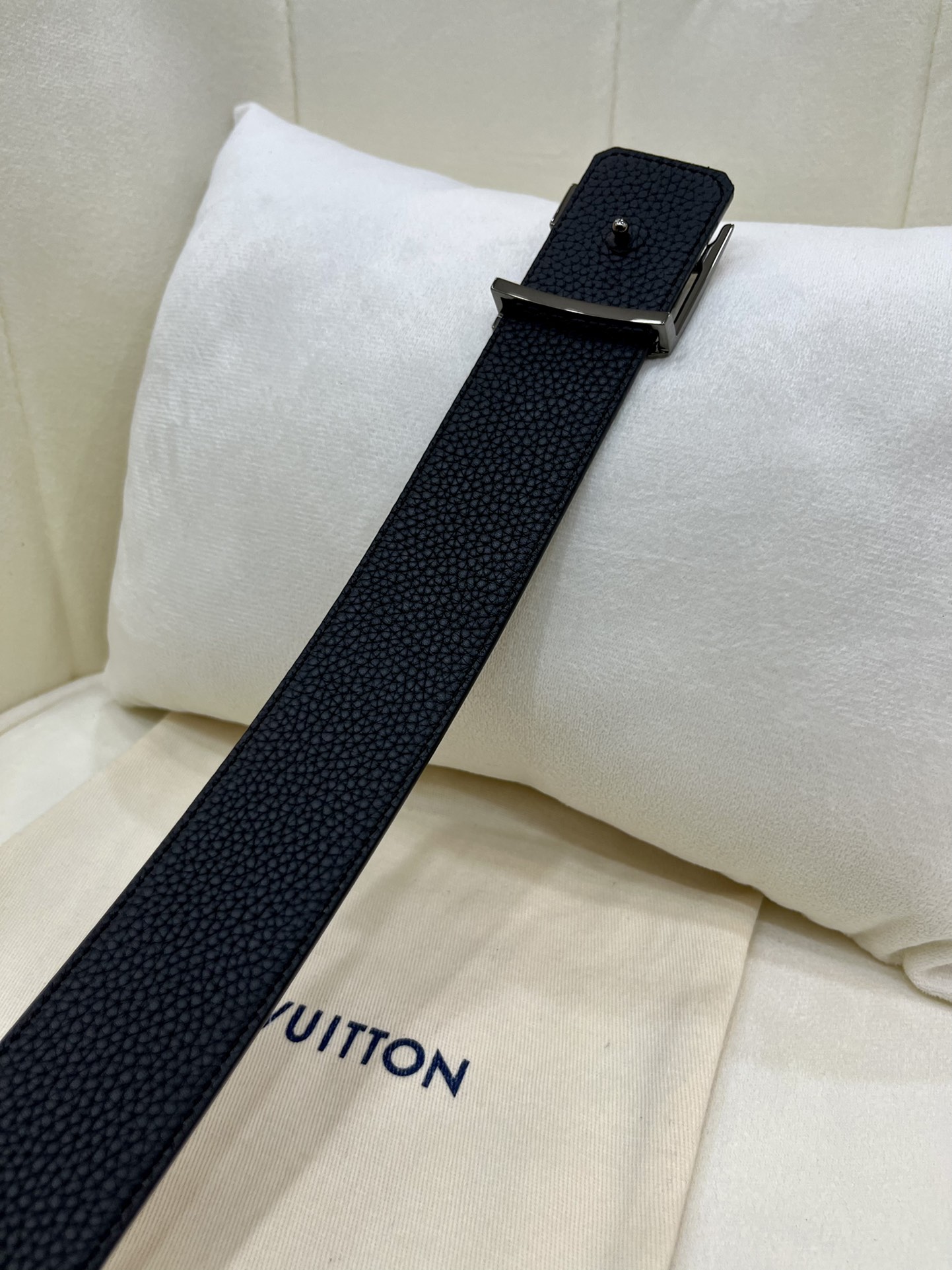 Louis Vuitton LV Leather Belts 1:1 Mirror Version