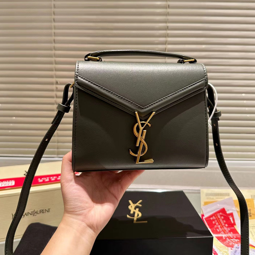 Saint Laurent YSL Cassandra Shoulder Bag Mini (Replica)