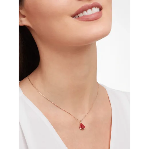 BVLGARI DIVAS' DREAM NECKLACE, Rose Gold